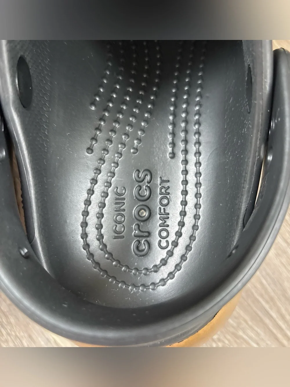 Crocs Mega Crush Metallic Clogs Black & Gold Platform Slip-On Shoes Sz M 8/W 10